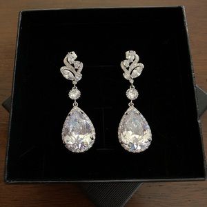 Never Worn Bridal Teardrop Earrings